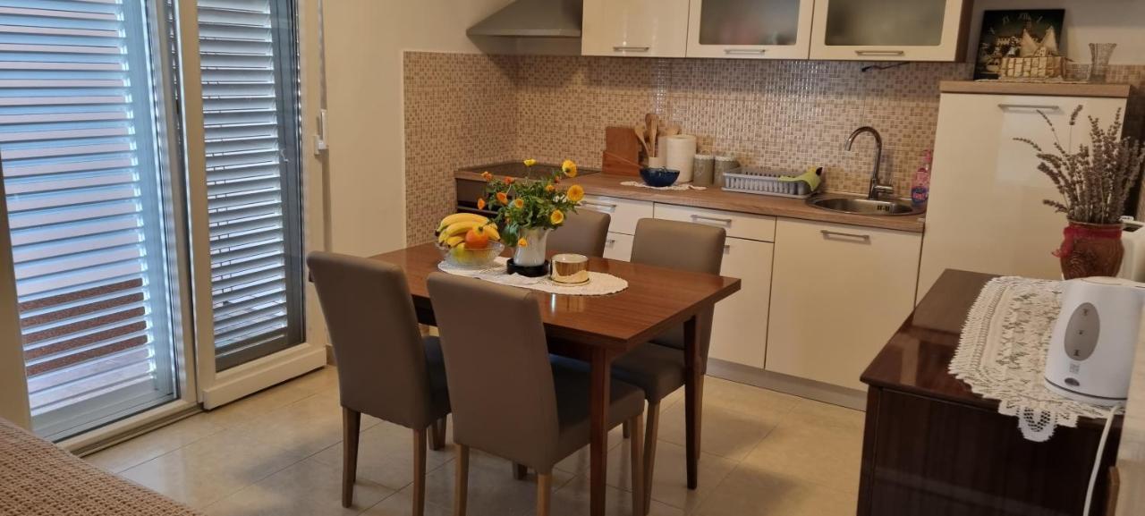 Апартаменти Apartman Maja Спліт Екстер'єр фото