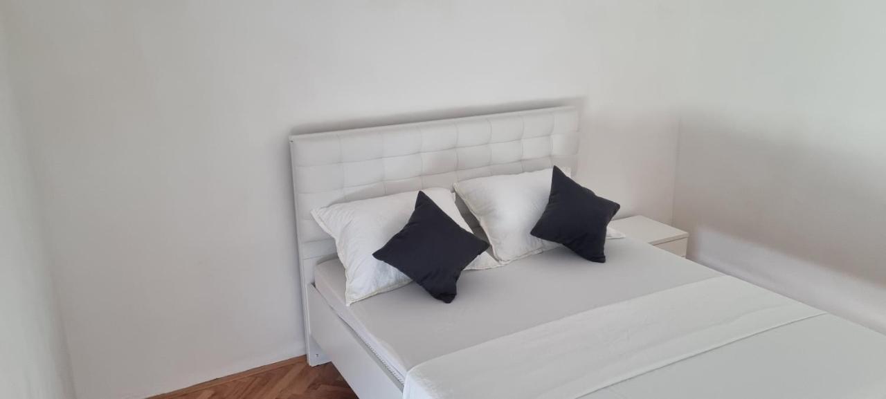 Апартаменти Apartman Maja Спліт Екстер'єр фото